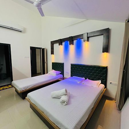 Taj Villa With Free Wifi 罗纳瓦拉 外观 照片